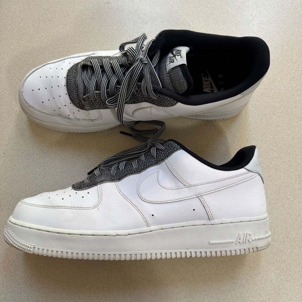 Nike Air Force 1 Low White Grey Textured Leather Mens Sneakers CK4363-100 Sz 13